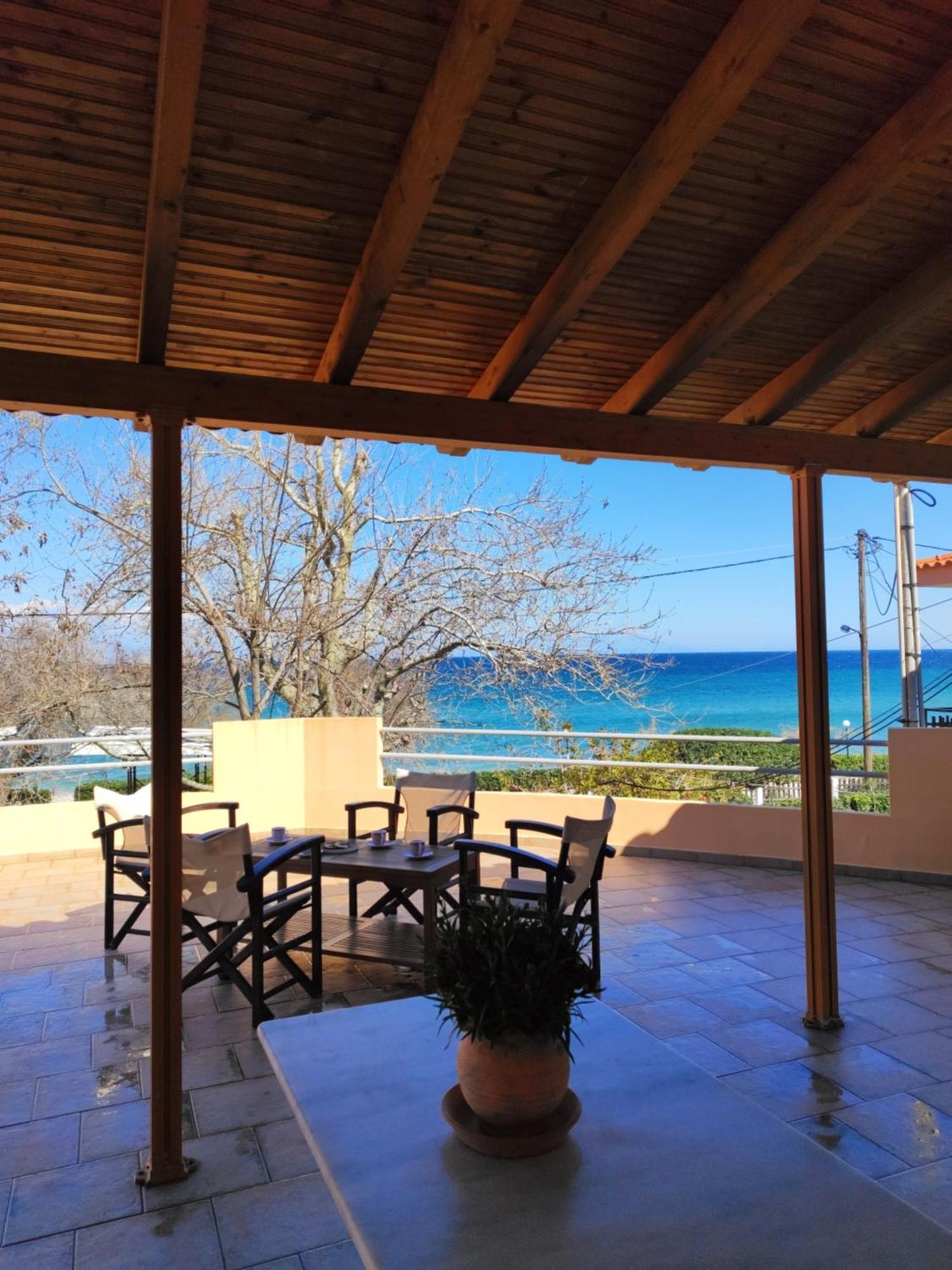 Sea View House Apartment Aigio Exterior photo